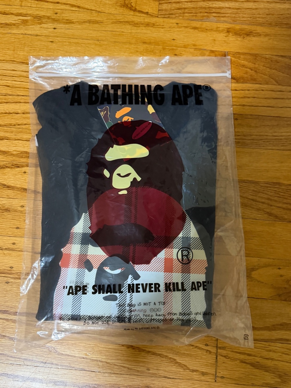 Black Graphic Logo T-Shirt - kids bape 140 cm